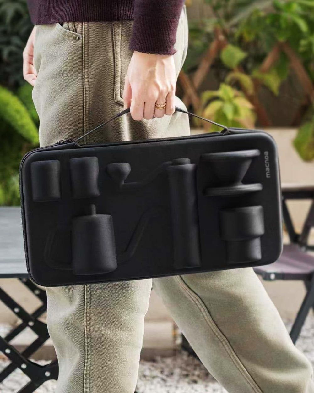 Macnoa MacRoam BrewBag Portable Coffee Travel Kit with Manual Burr Grinder, Pour-Over Dripper, Kettle, Glass Server & Travel Case-Flash Zone Electronics فلاش زون للالكترونيات