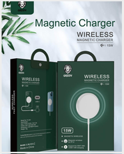 Load image into Gallery viewer, GREEN Wireless Magnetic Charger FC-001 15w for iP 12-Flash Zone Electronics             فلاش زون للالكترونيات
